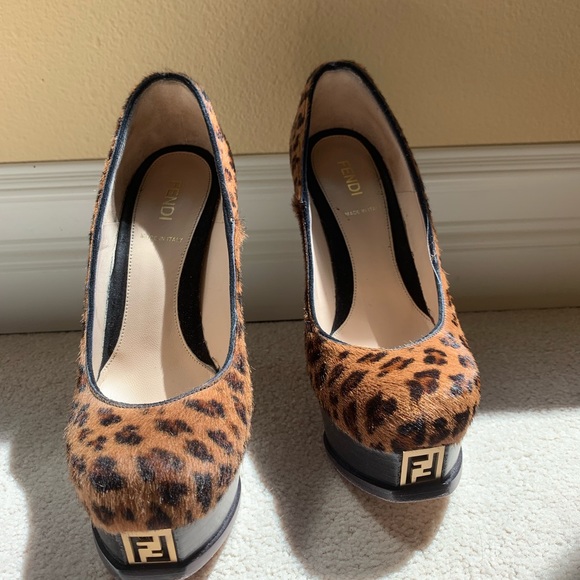 Sz 37 leopard print Fendi stilettos LIKE NEW! - Picture 3 of 4